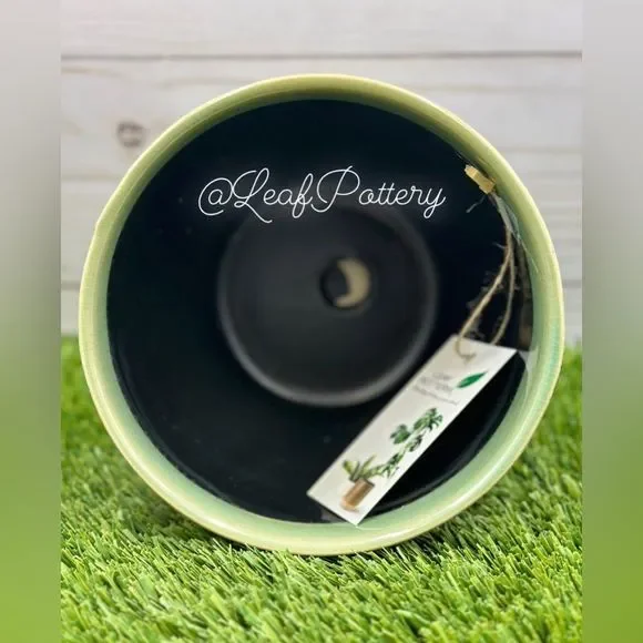 Coral Aqua/Green Ceramic Planter Pot with Saucer Attached - Picture 7 of 8